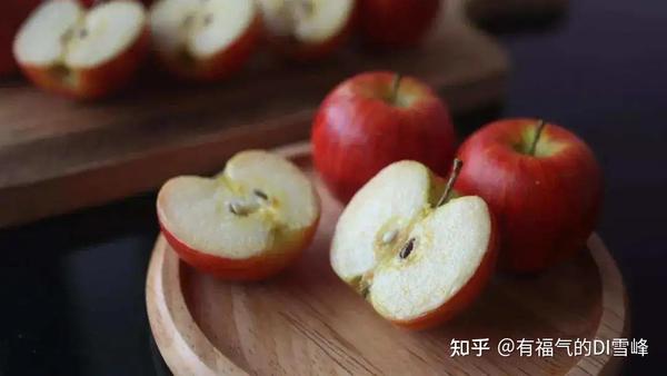 用粘土做美食_用粘土做美食视频_粘土做美食制作过程
