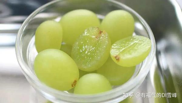 粘土做美食制作过程_用粘土做美食视频_用粘土做美食