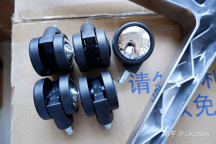 电竞椅调高度教程_电竞椅怎么调高度_电竞椅调高