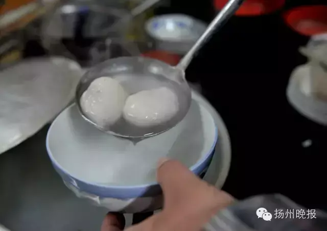 顺达广场里面有服务员吗_顺达广场美食_顺达广场超市