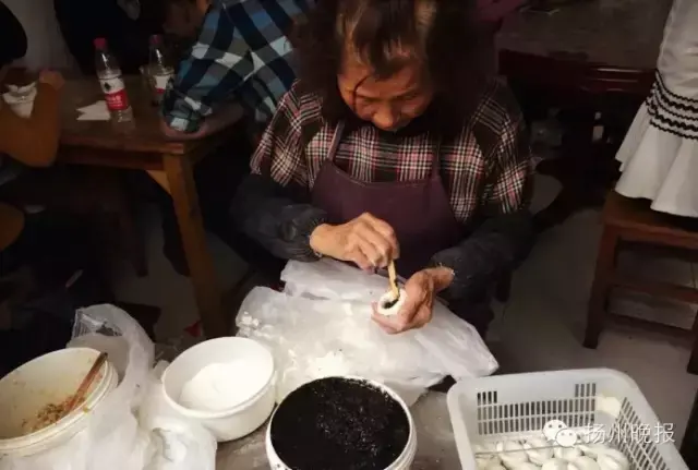 顺达广场里面有服务员吗_顺达广场超市_顺达广场美食